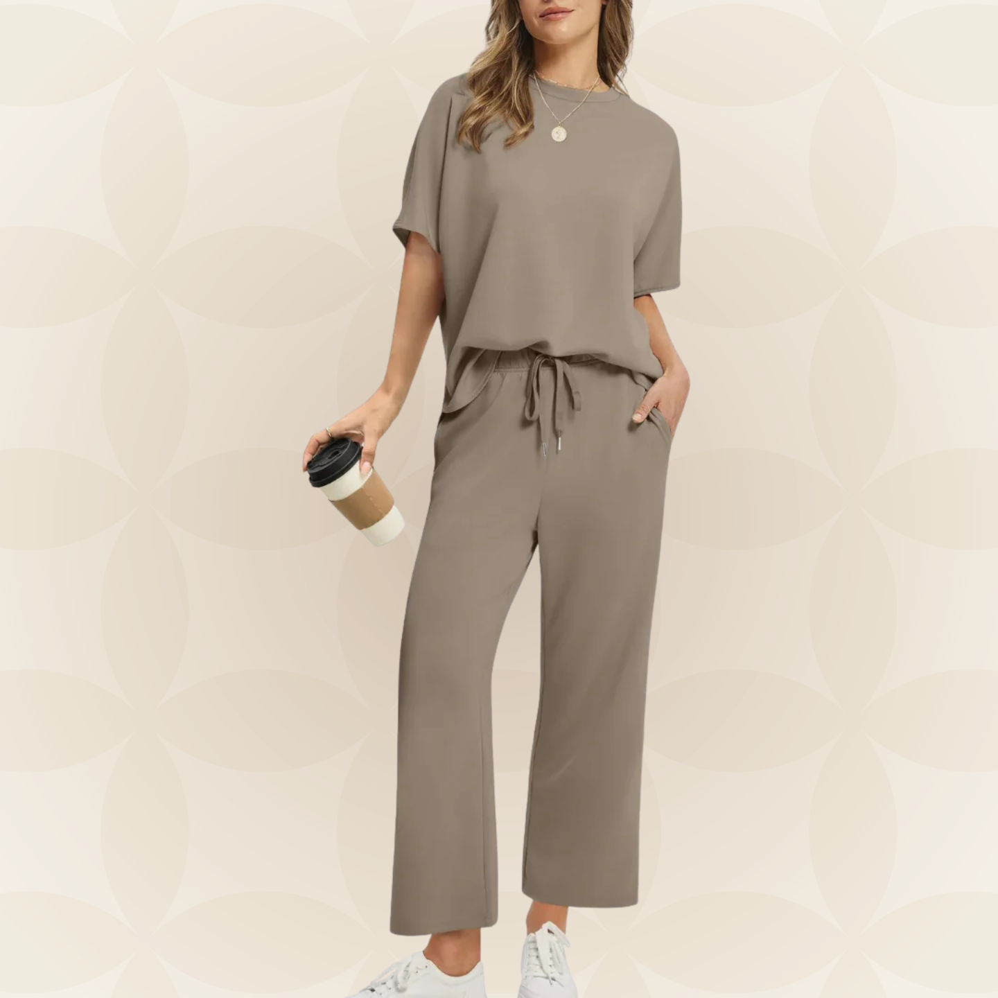 Julie – Dames Oversized Cropped Lounge Set