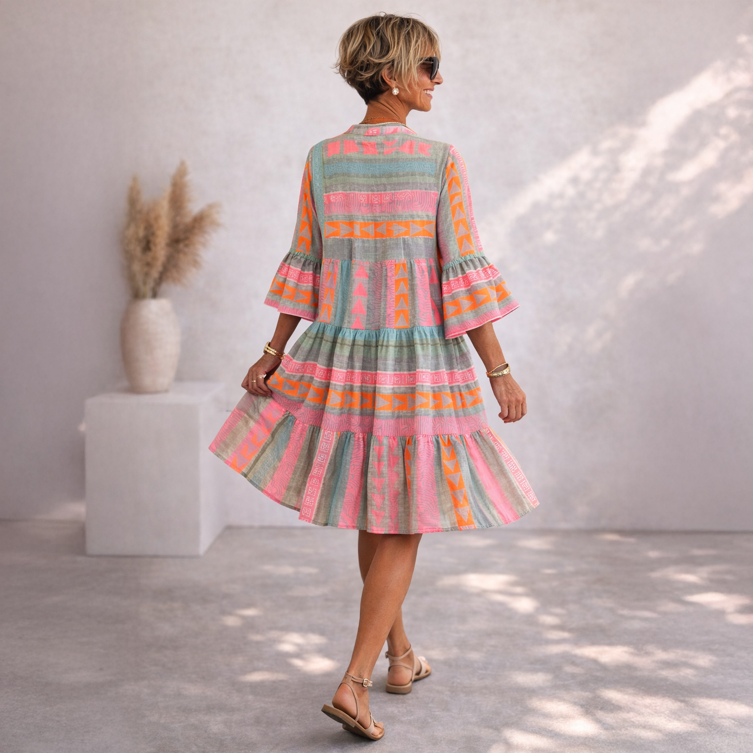 Saskia - Zwevende Midi-Jurk